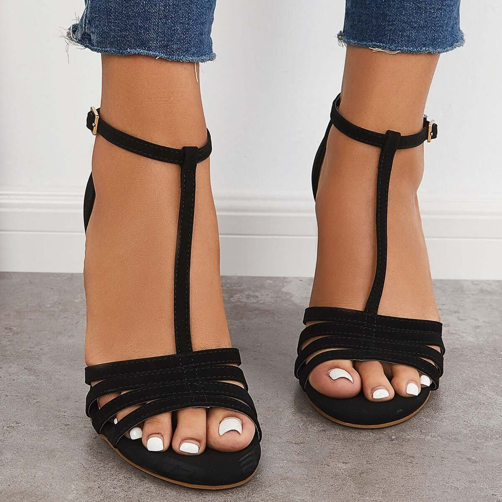 Graceful Orthopedic Sandals for Modern Look
