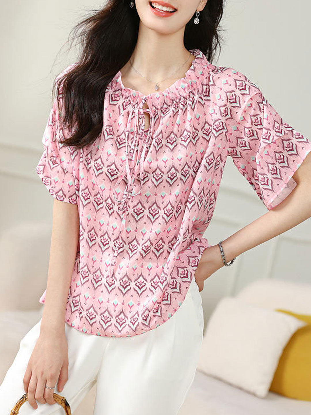 Elegantly Styled Shirt for Everyday Wear