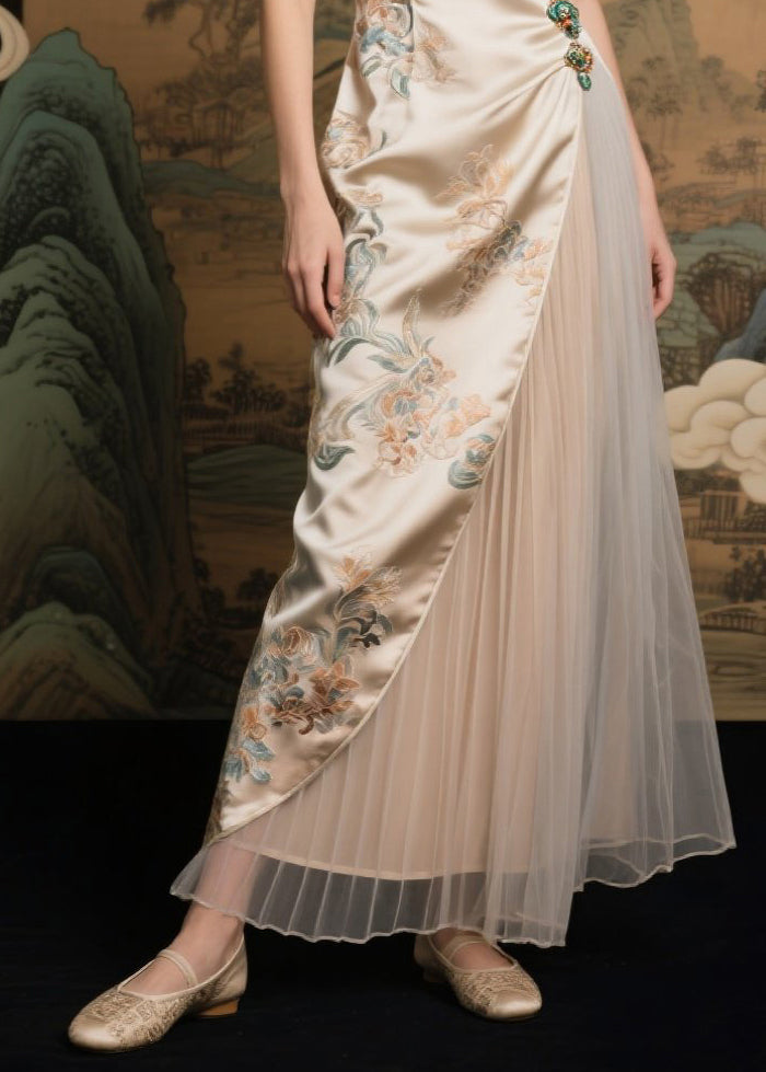 A Vintage Style Dress with Delicate Timeless Details