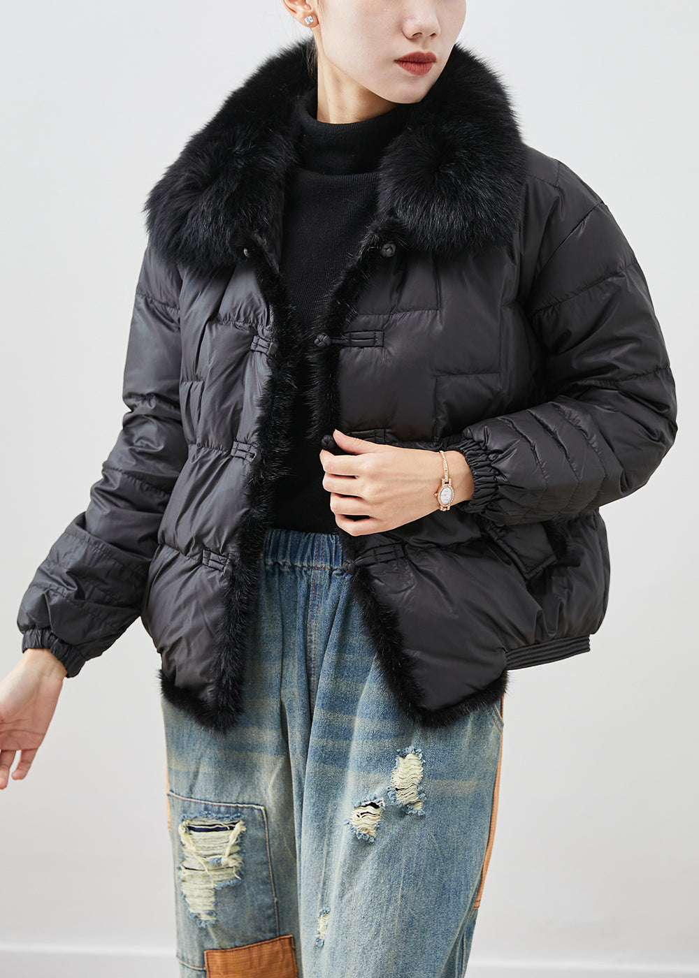 Gracefully Styled Jacket for Any Occasion