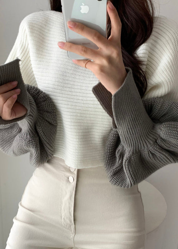 Classic Vintage Sweater with a Flattering Fit