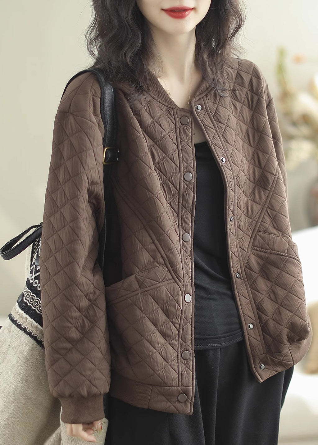 Effortlessly Elegant Jacket with a Timeless Design