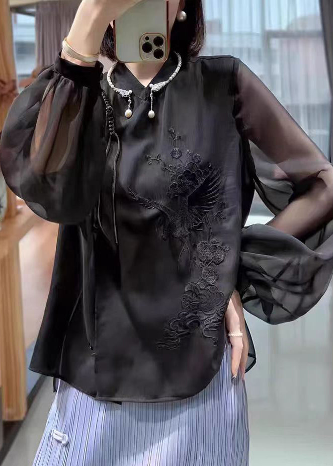 Classic Vintage & Enduringly Stylish Blouse