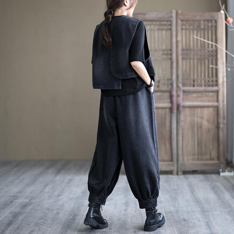 Vintage Inspired Pants with a Contemporary Edge
