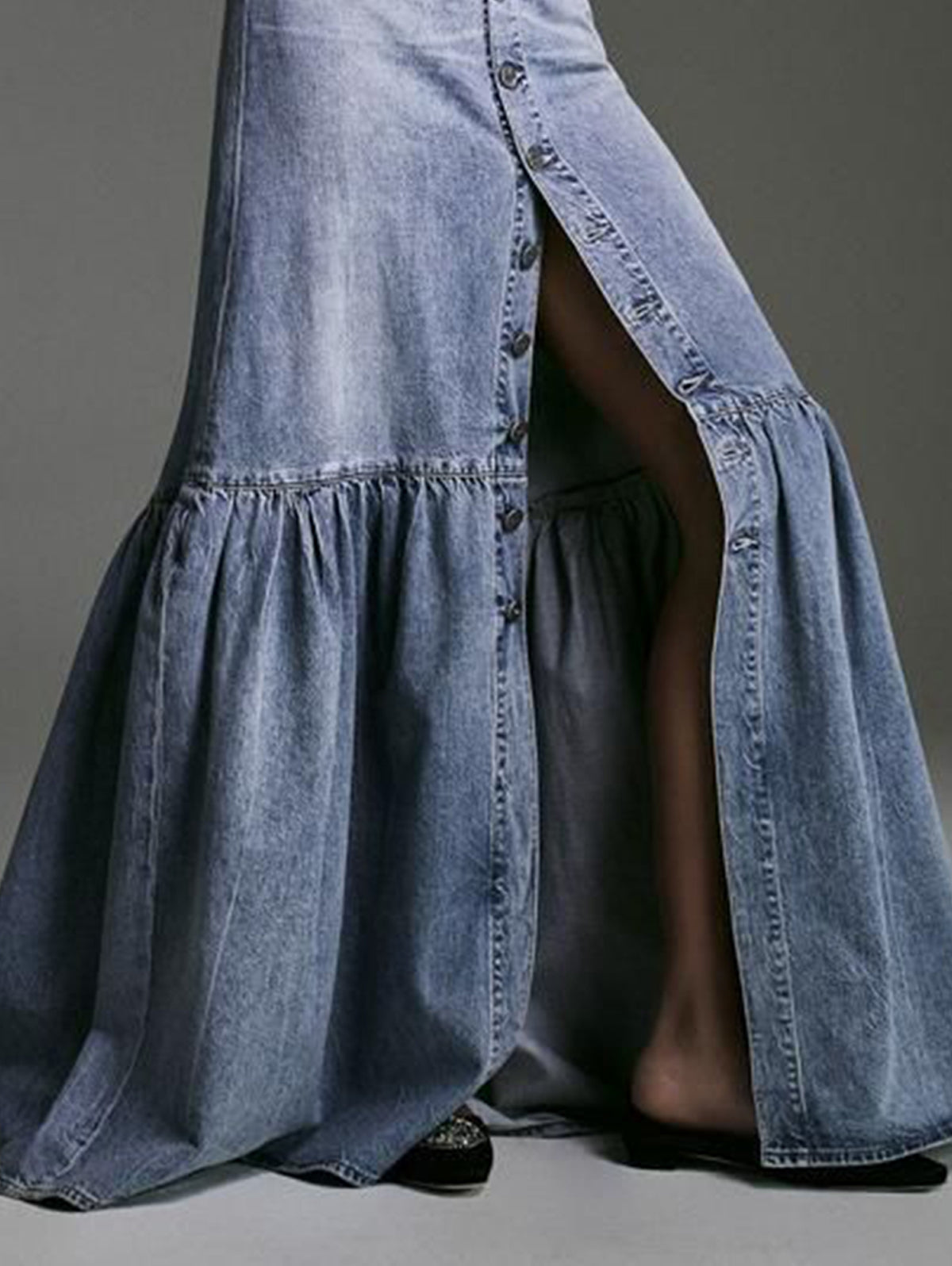 Gracefully Styled Garment for Any Occasion