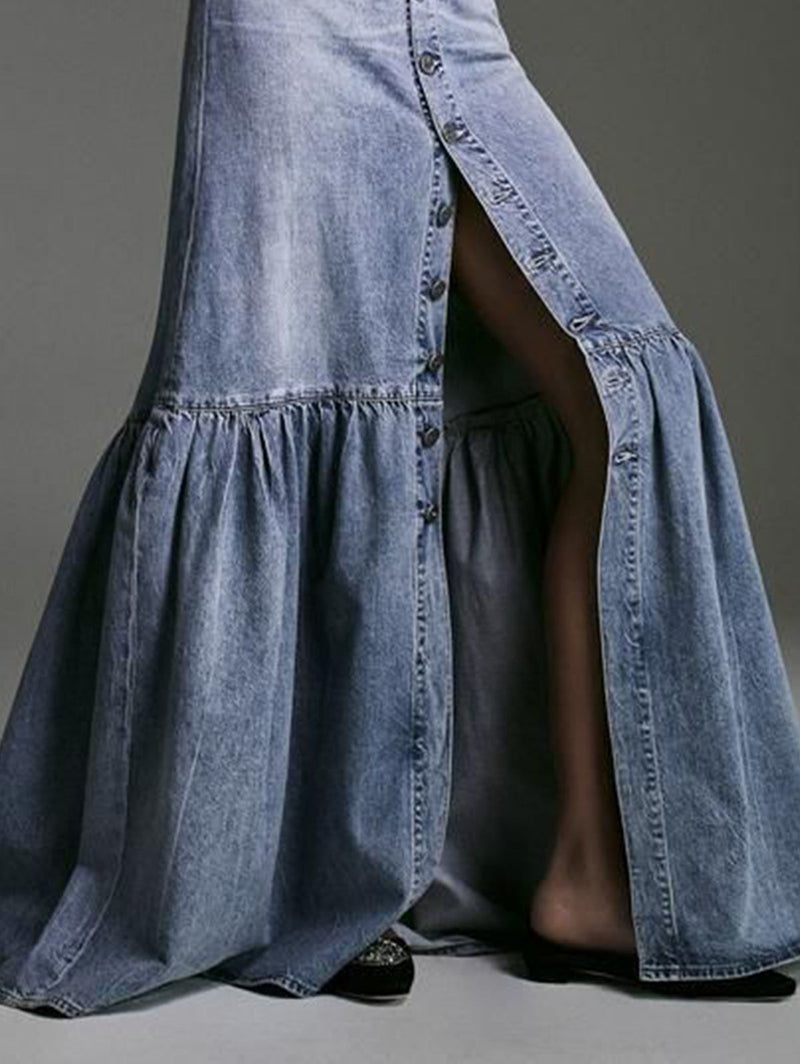 Gracefully Styled Garment for Any Occasion