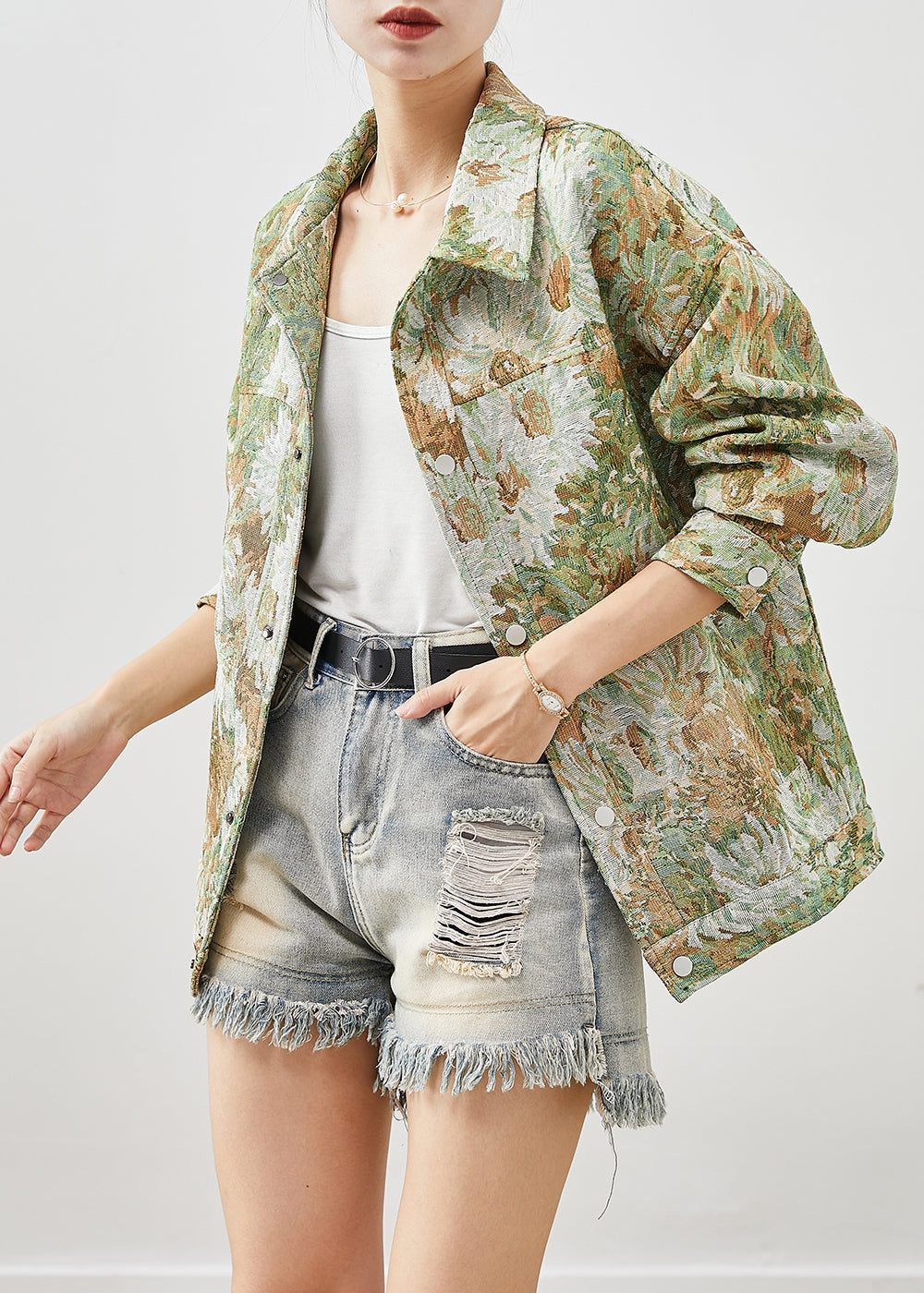 Elegantly Styled Coat for Everyday Wear