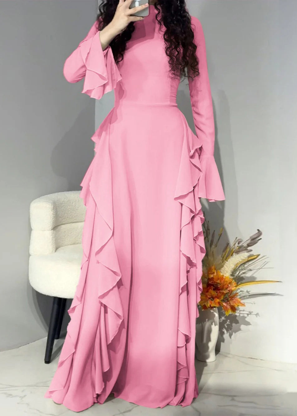Sophisticated Dress with a Clean Classic Look