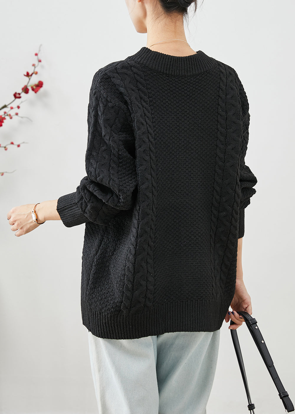 Well Tailored Coat with a Graceful Silhouette