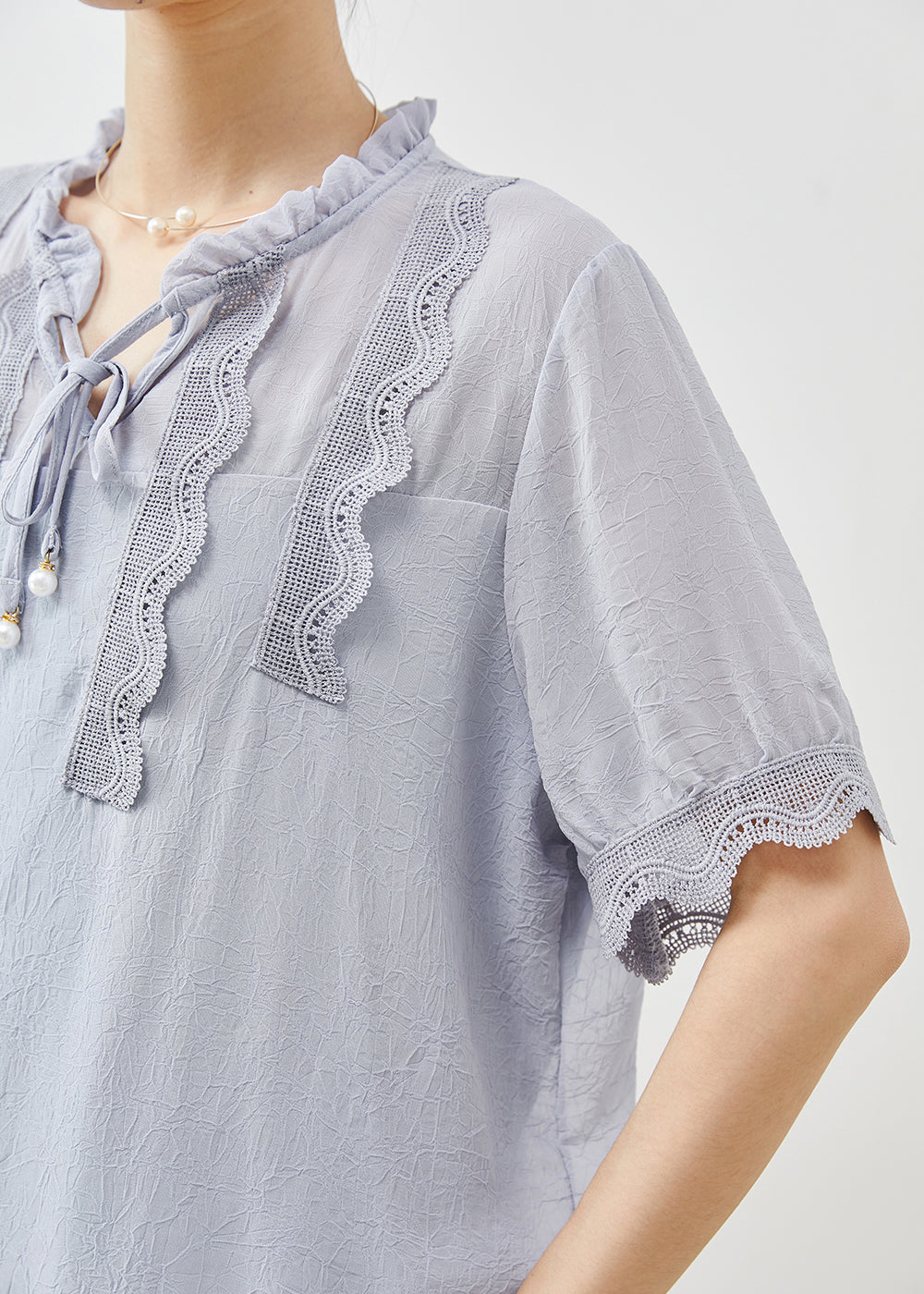 Elegantly Styled Shirt for Everyday Wear