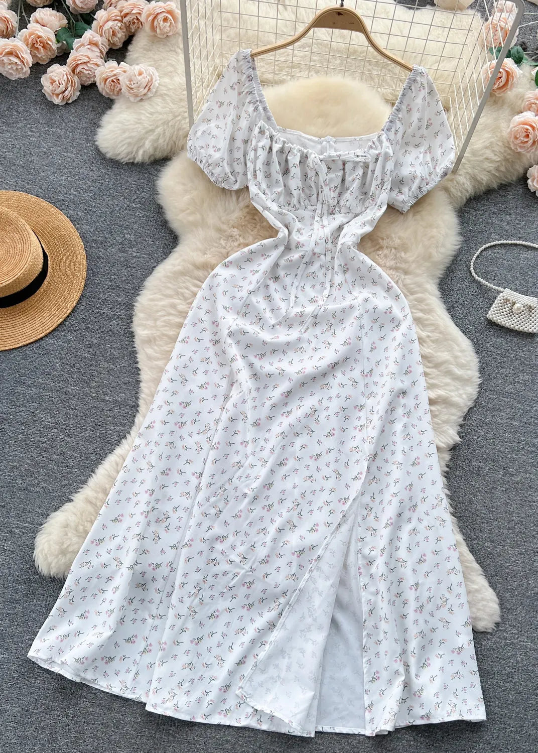 Classic Vintage Dress with a Flattering Fit