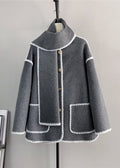 Well Tailored Coat with a Graceful Silhouette