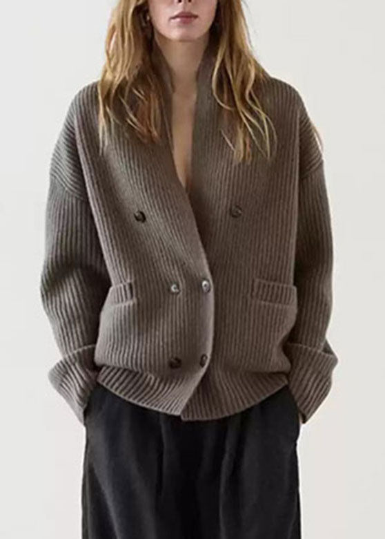 Beautifully Crafted Cardigan in a Classic Style