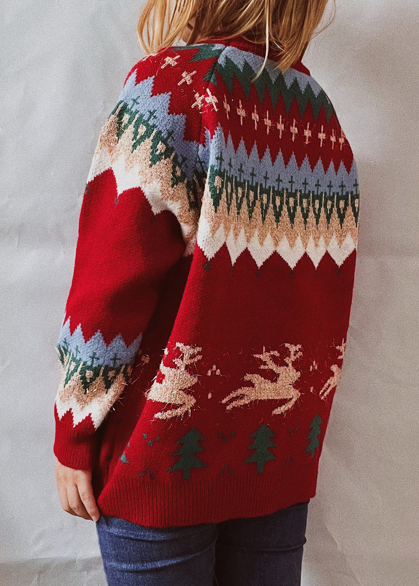 Classic Vintage Sweater with a Flattering Fit