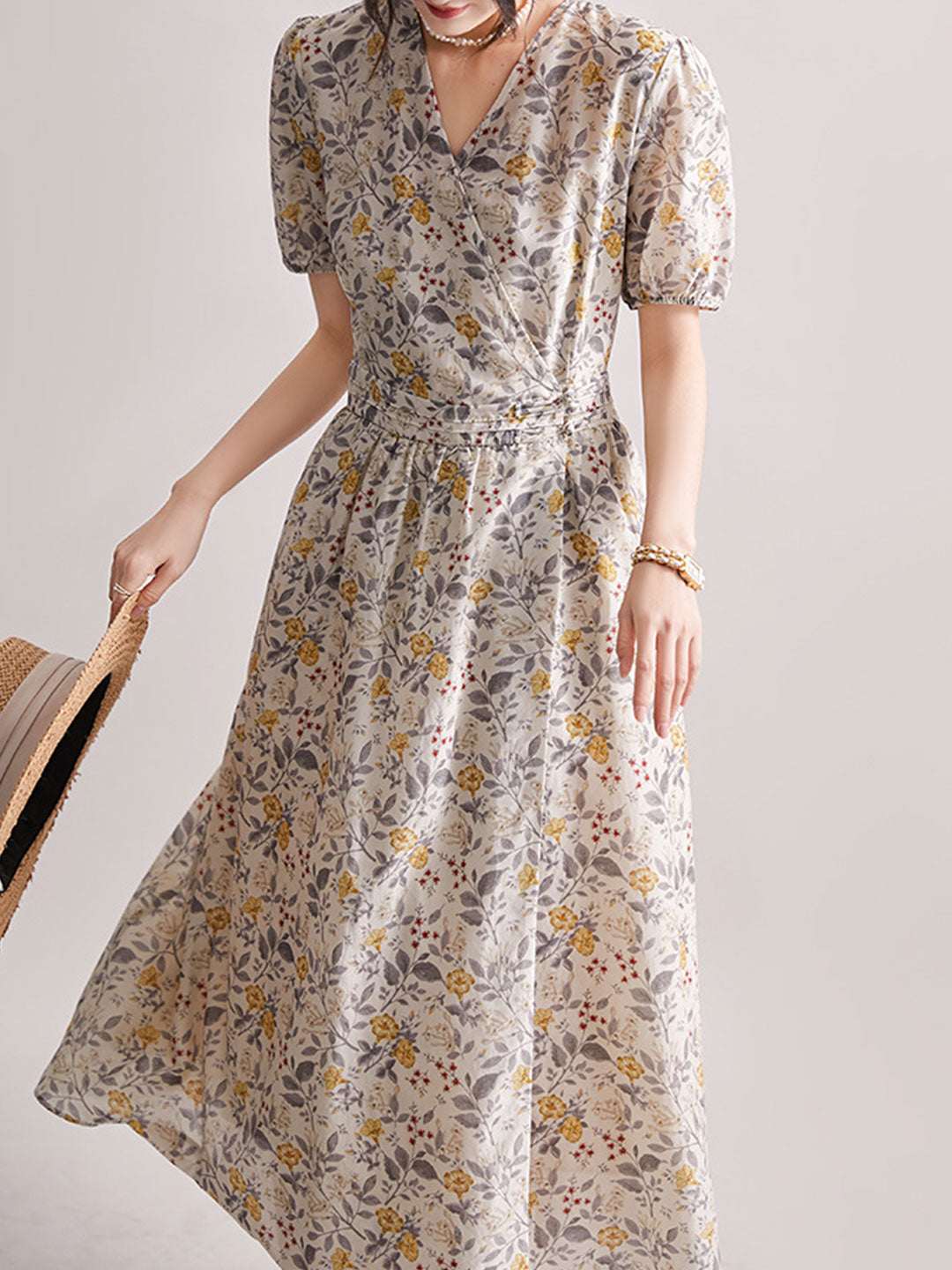 Classic Vintage & Enduringly Stylish Dress