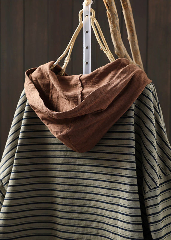Beautifully Finished Blouse in a Timeless Design
