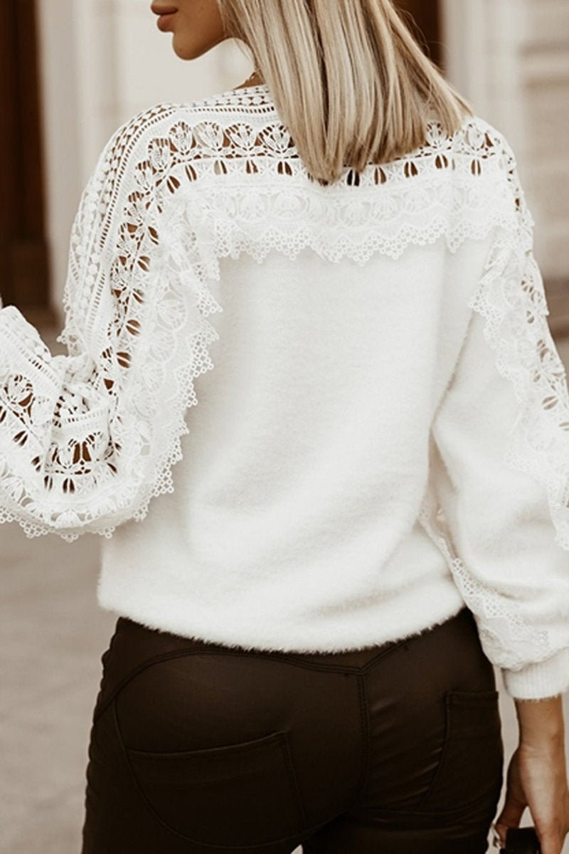 Classic Vintage Sweater with a Flattering Fit