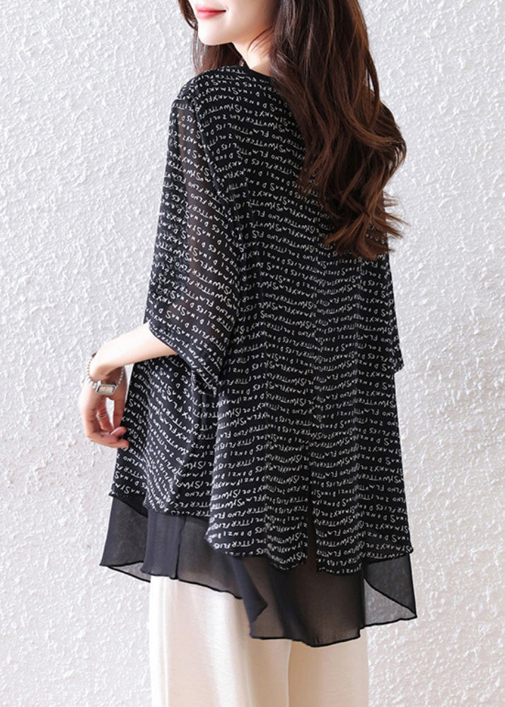 Effortlessly Elegant Top with a Timeless Design