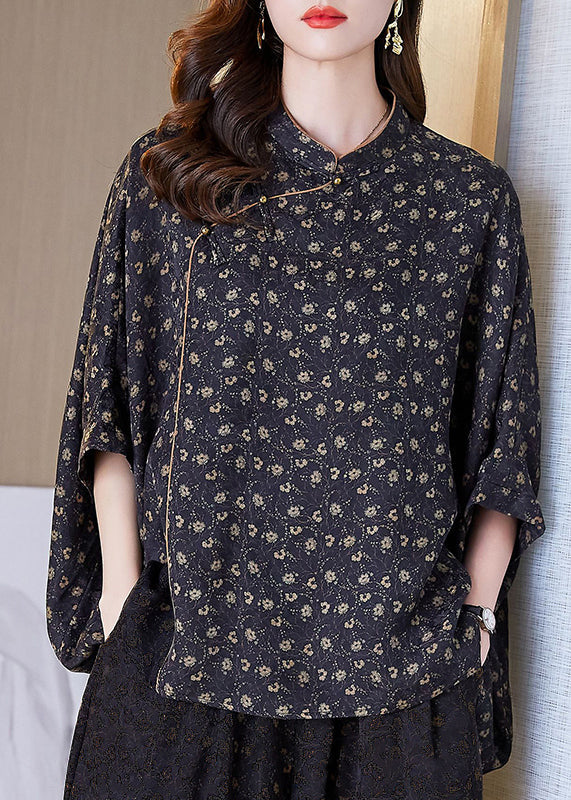 Well Tailored Shirt with a Graceful Silhouette