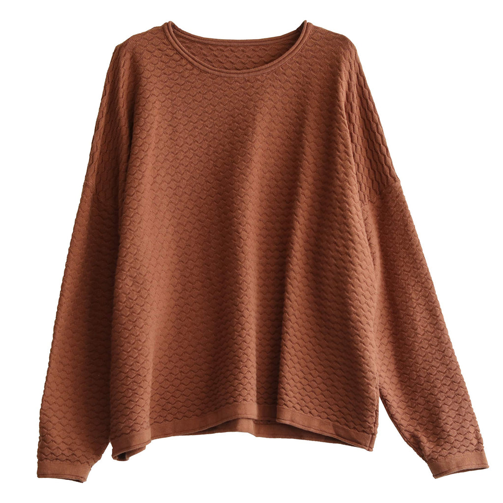 Well Tailored Sweater with a Graceful Silhouette