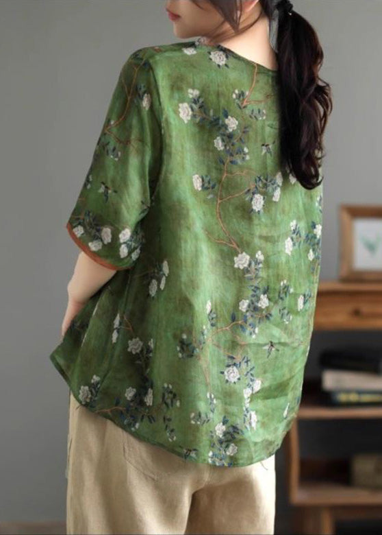 A Vintage Style Shirt with Delicate Timeless Details