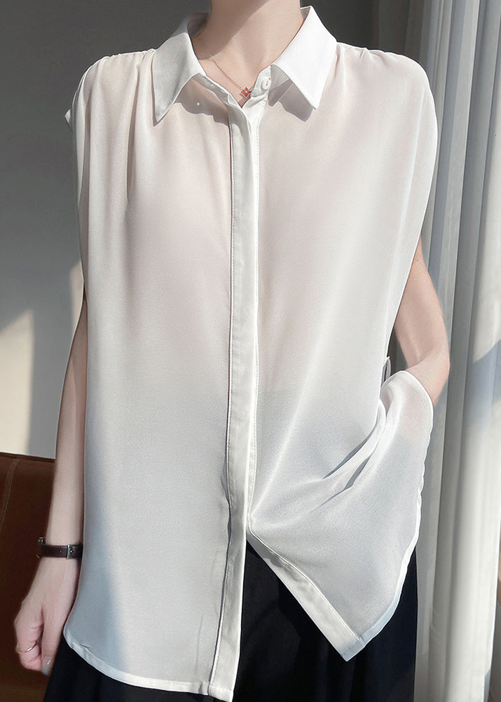 Beautifully Finished Blouse in a Timeless Design