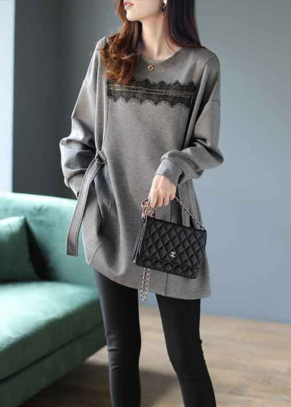 A Vintage Style Top with Delicate Timeless Details