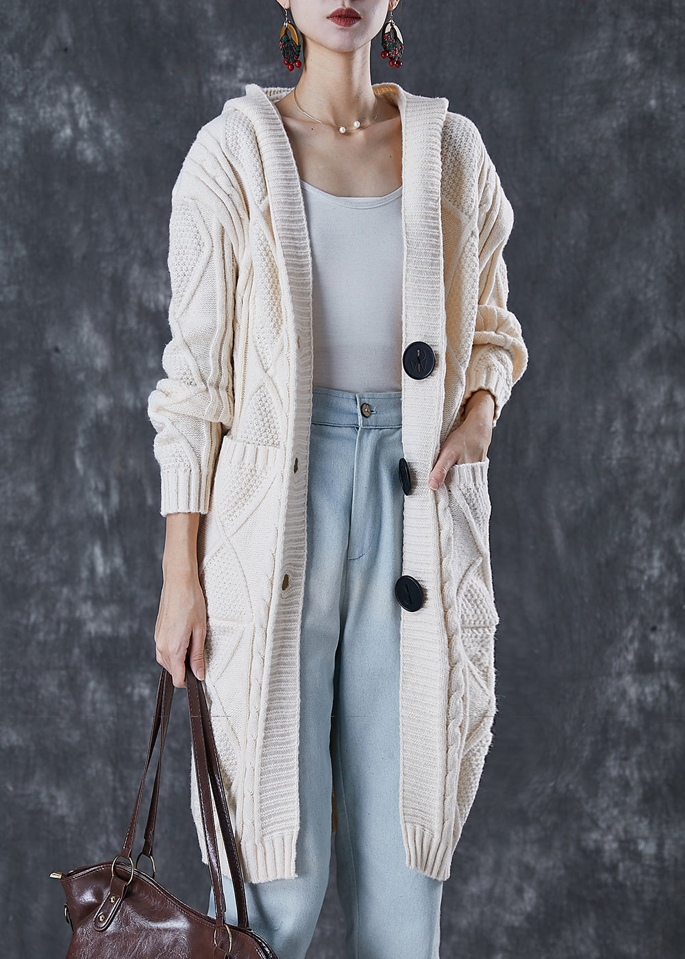 Elegantly Styled Coat for Everyday Wear