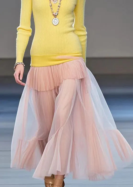 Well Tailored Sweater with a Graceful Silhouette
