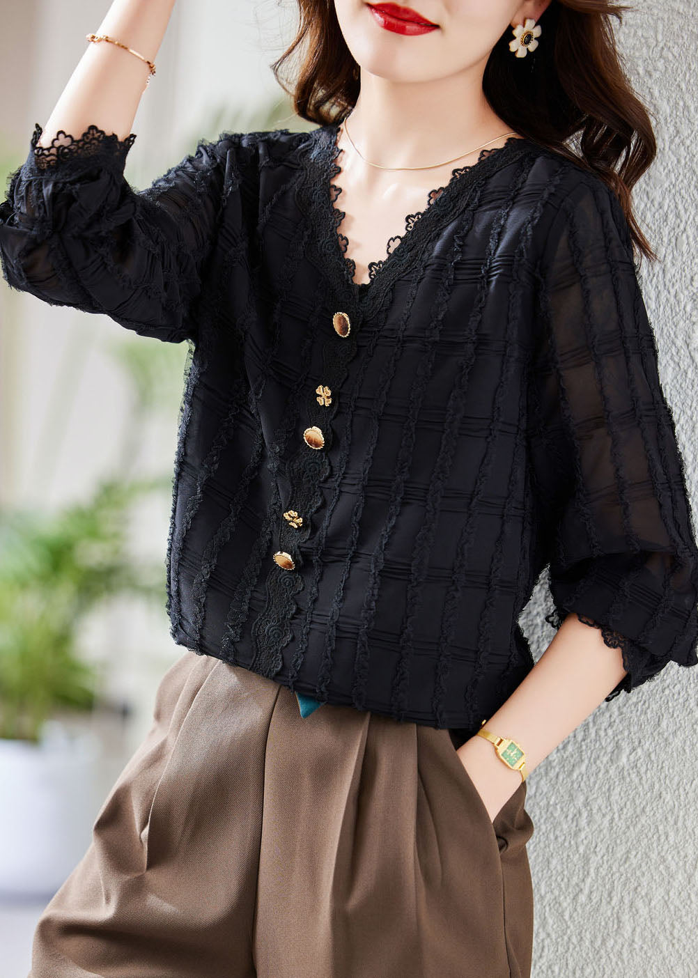 Polished Shirt with an Effortless Classic Look
