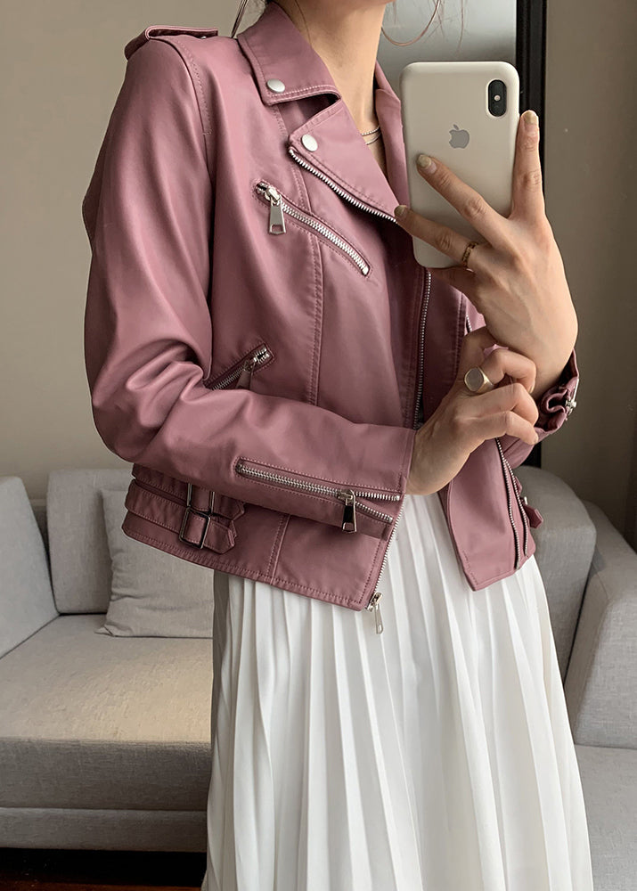 Gracefully Styled Coat for Any Occasion