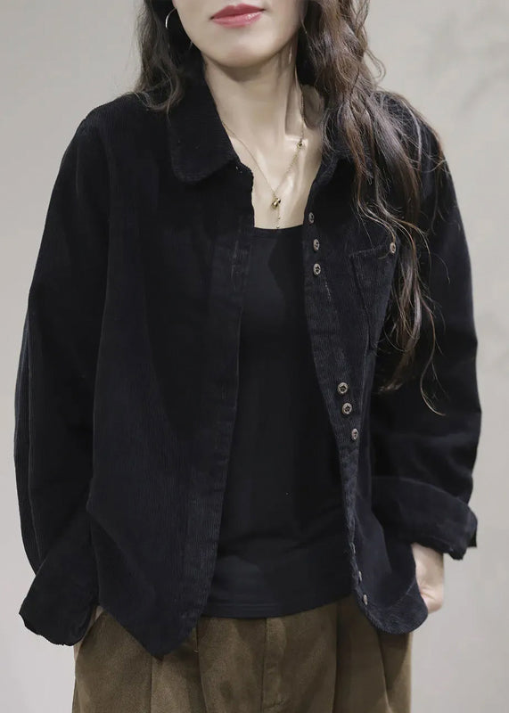 Well Tailored Coat with a Graceful Silhouette
