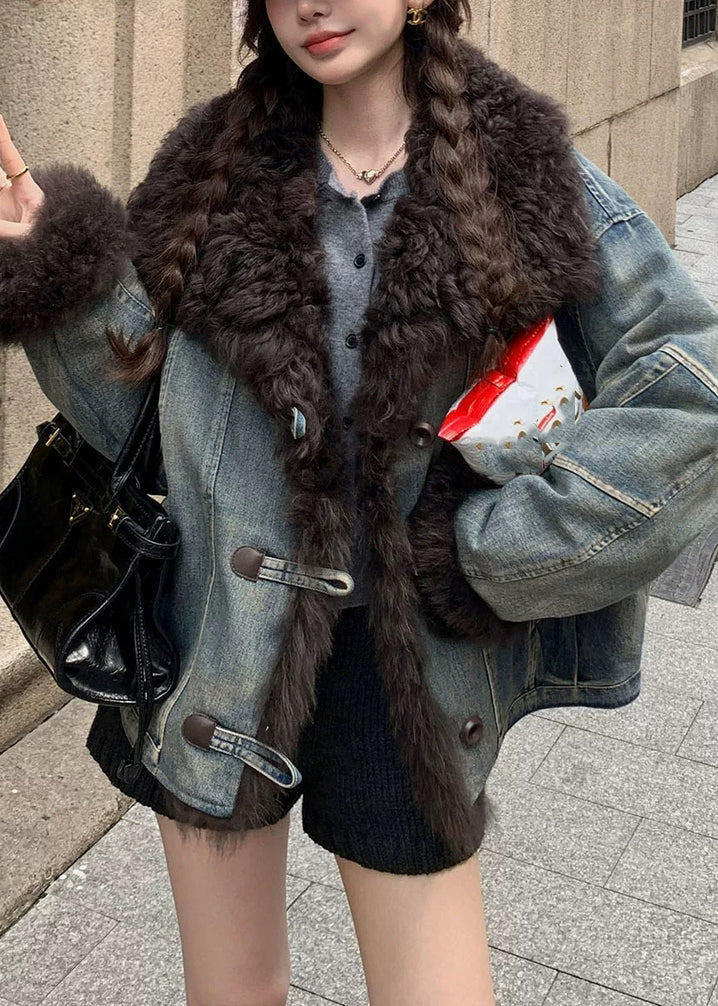 Elegantly Styled Jacket for Everyday Wear