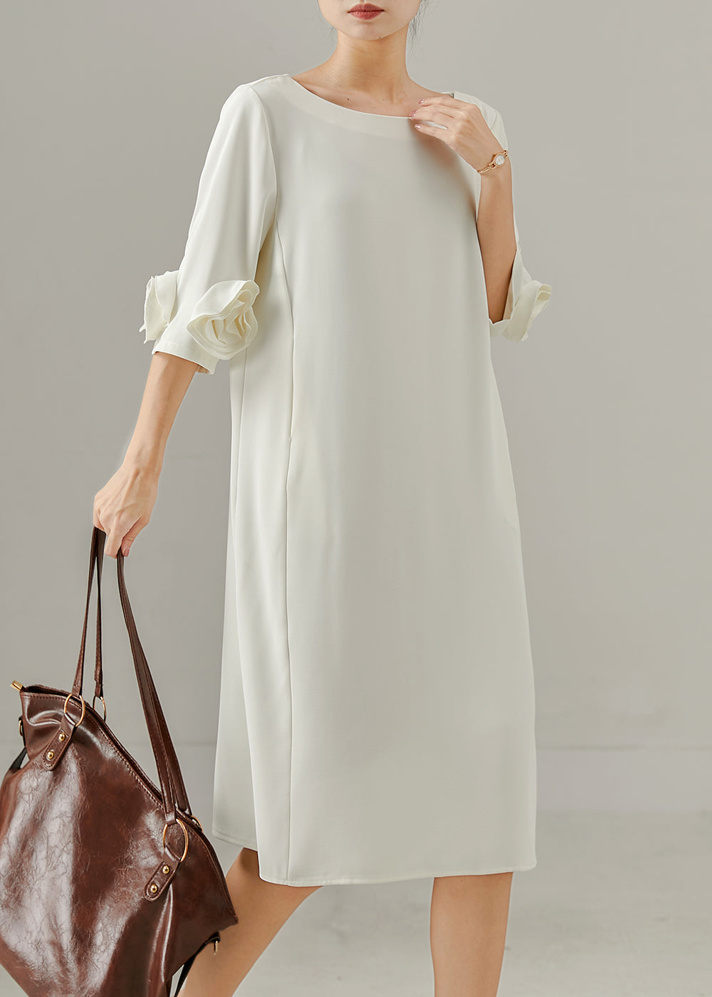 Beautifully Finished Dress in a Timeless Design