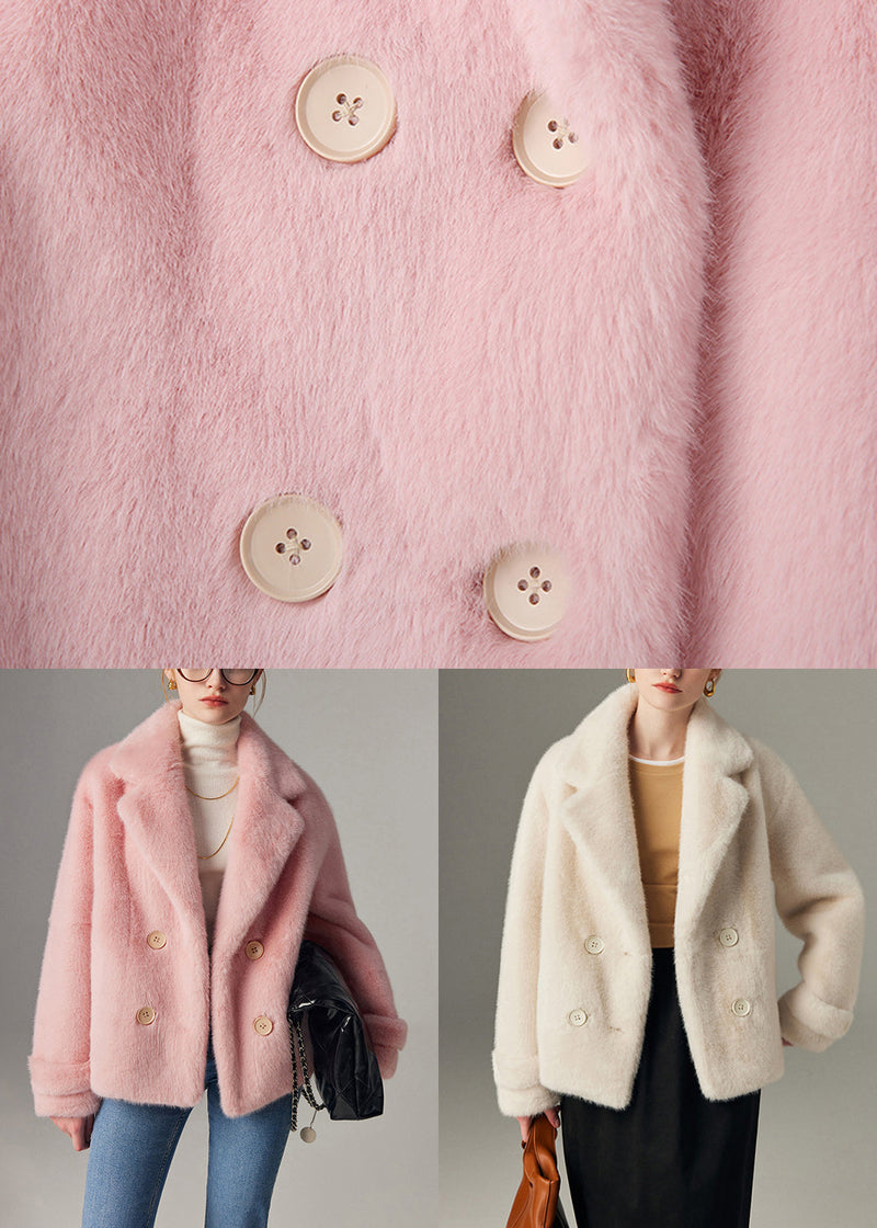 Elegantly Styled Coat for Everyday Wear