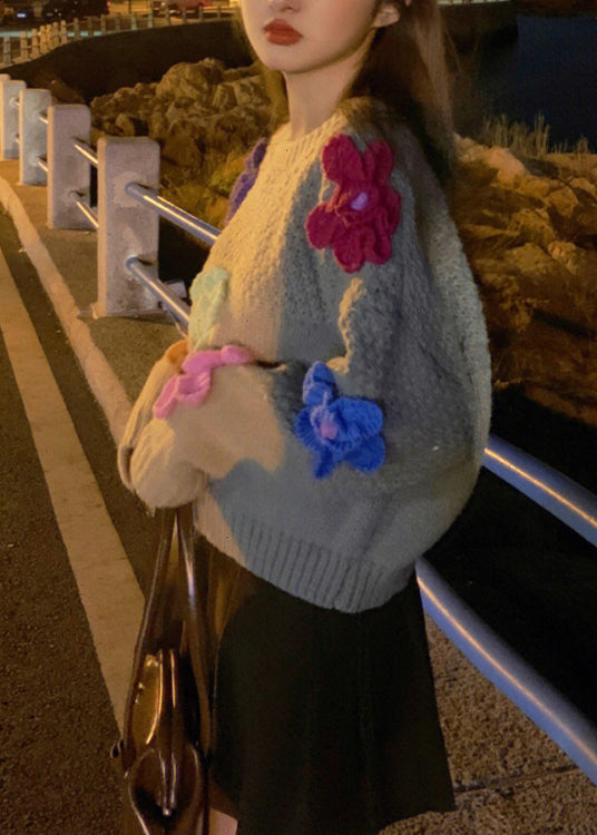 Beautifully Finished Sweater in a Timeless Design