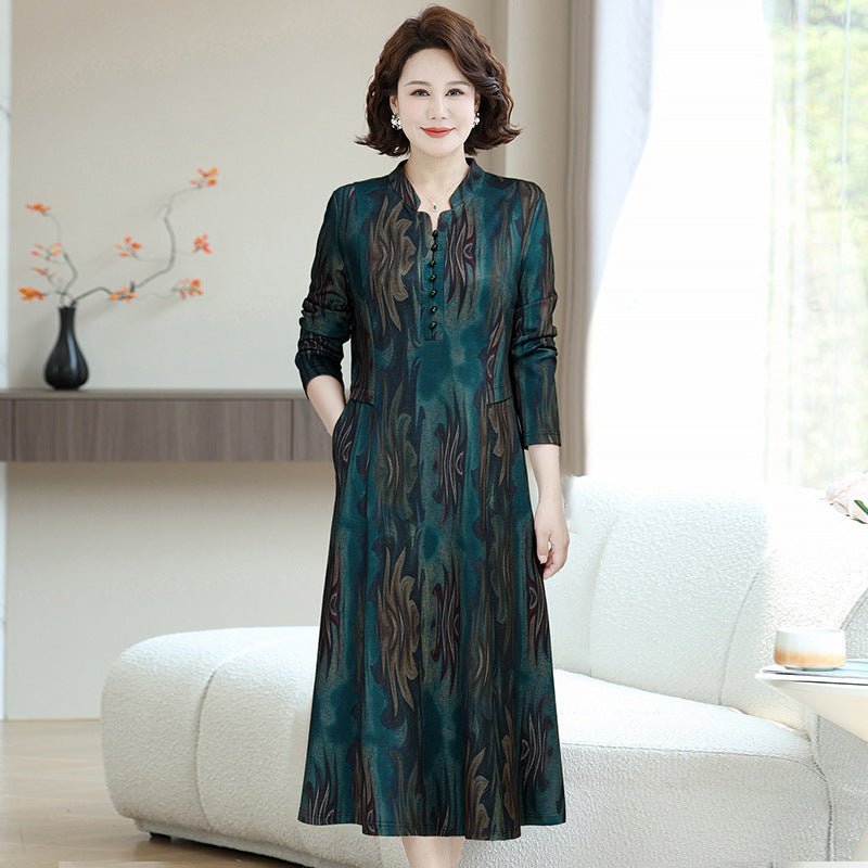 Beautifully Crafted Dress in a Classic Style