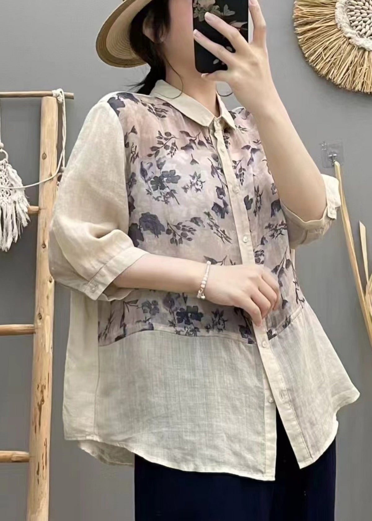 Sophisticated Blouse with a Clean Classic Look
