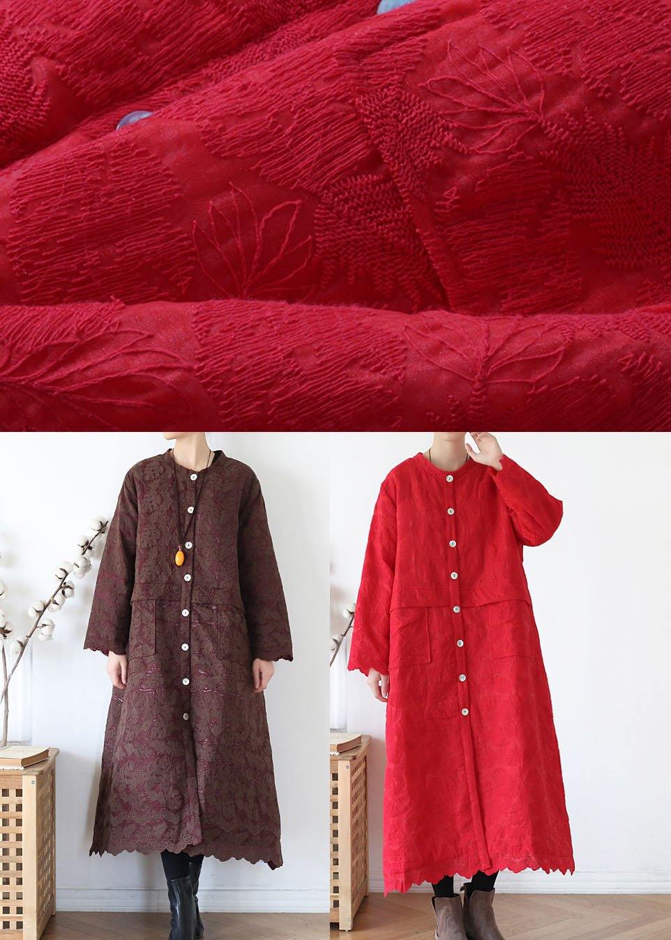 Well Tailored Coat with a Graceful Silhouette