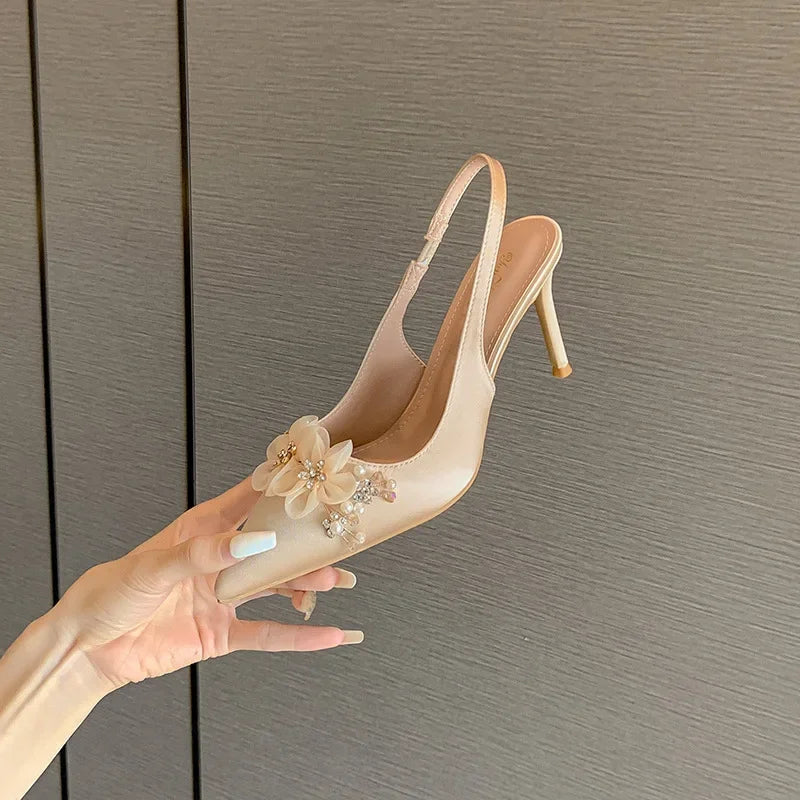 Graceful Orthopedic Sandals for Modern Look