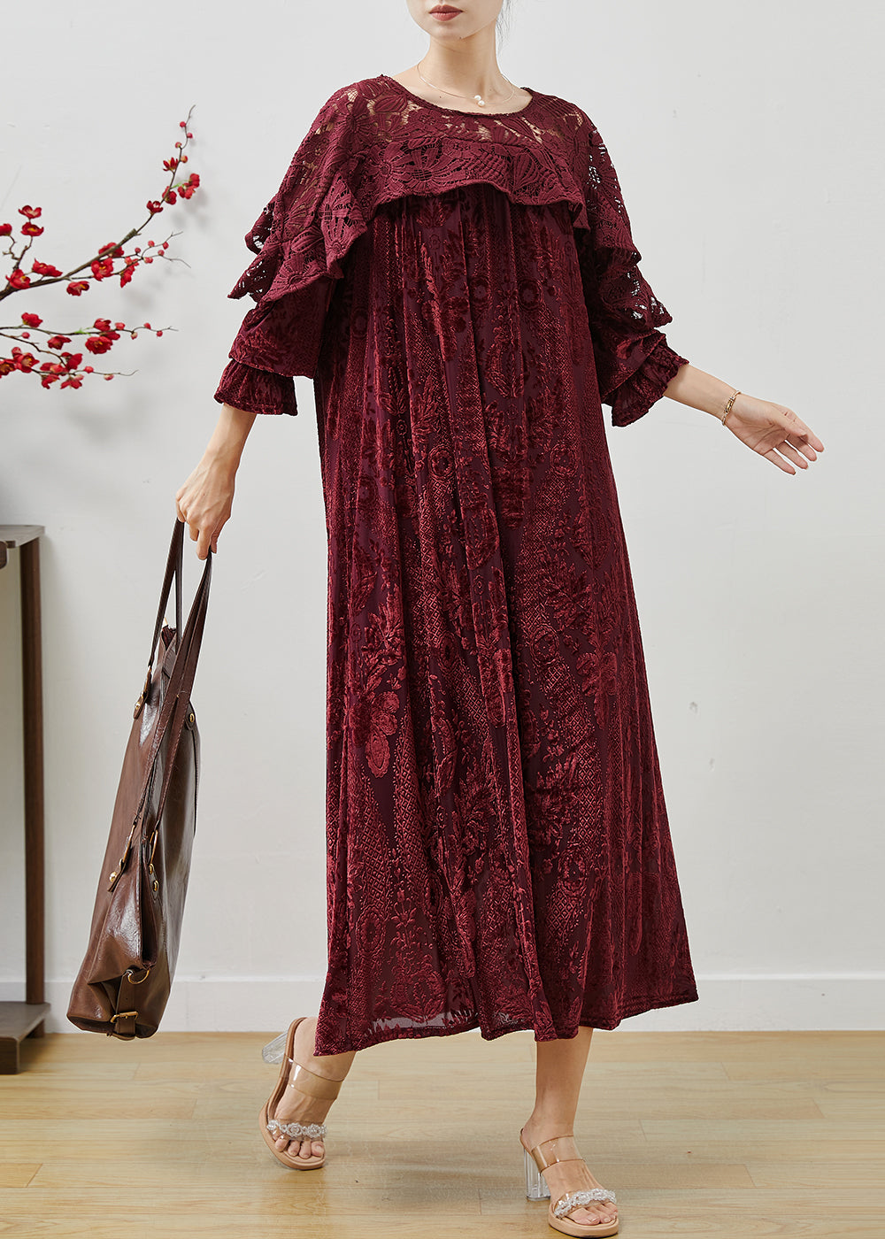 Beautifully Crafted Dress in a Classic Style