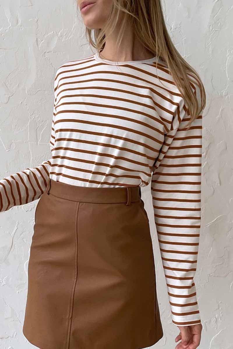 Classic Vintage Top with a Flattering Fit