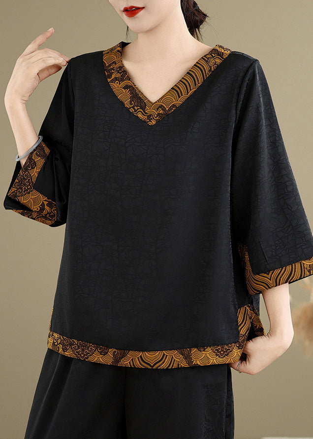 Classic Vintage Shirt with a Flattering Fit