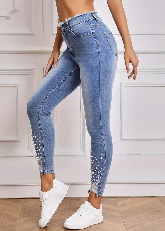 Beautifully Finished Pants in a Timeless Design