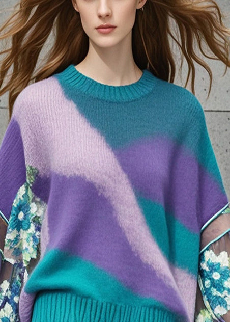 Well Tailored Sweater with a Graceful Silhouette