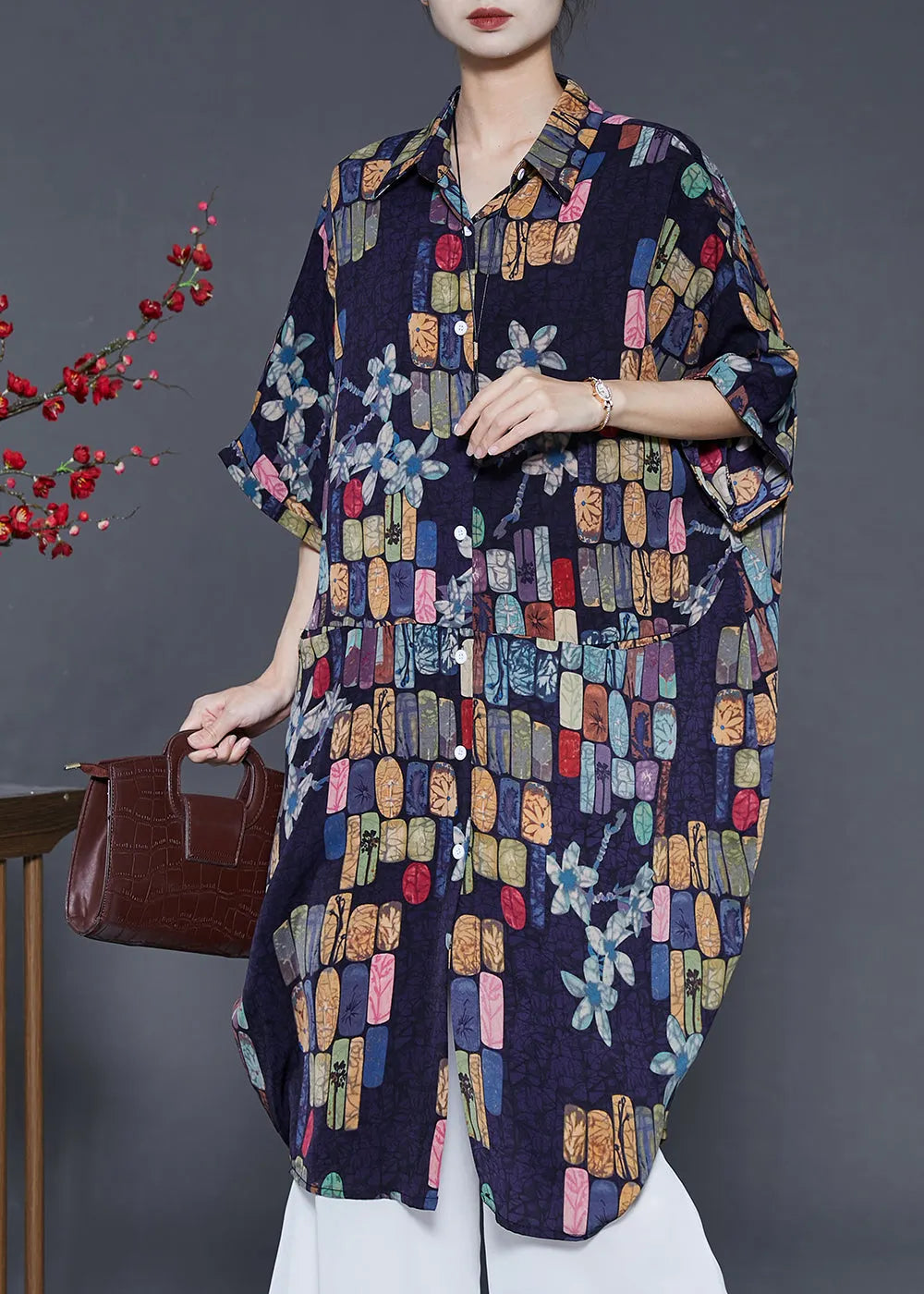 Classic Vintage Dress with a Flattering Fit