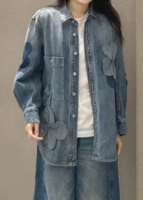 Gracefully Styled Coat for Any Occasion