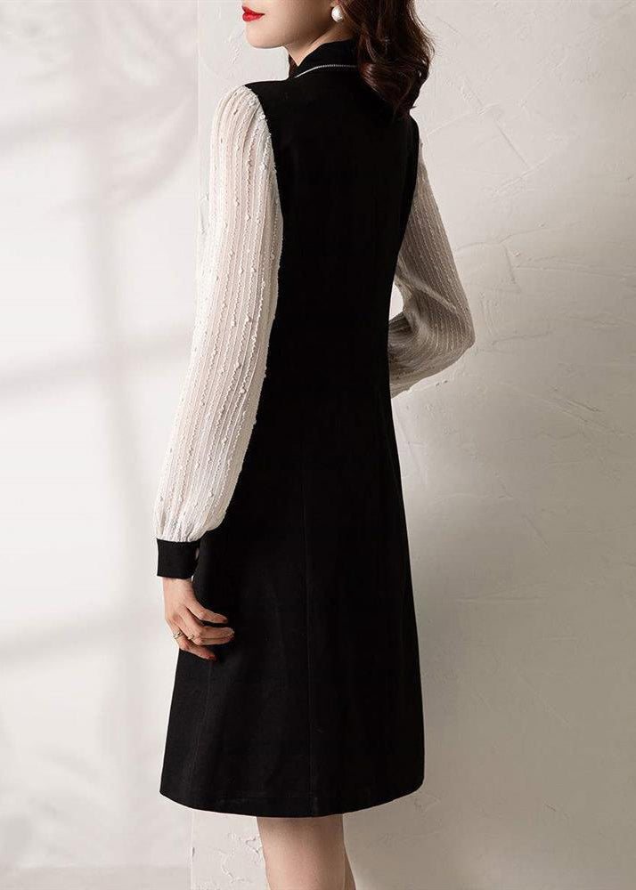 Sophisticated Dress with a Clean Classic Look