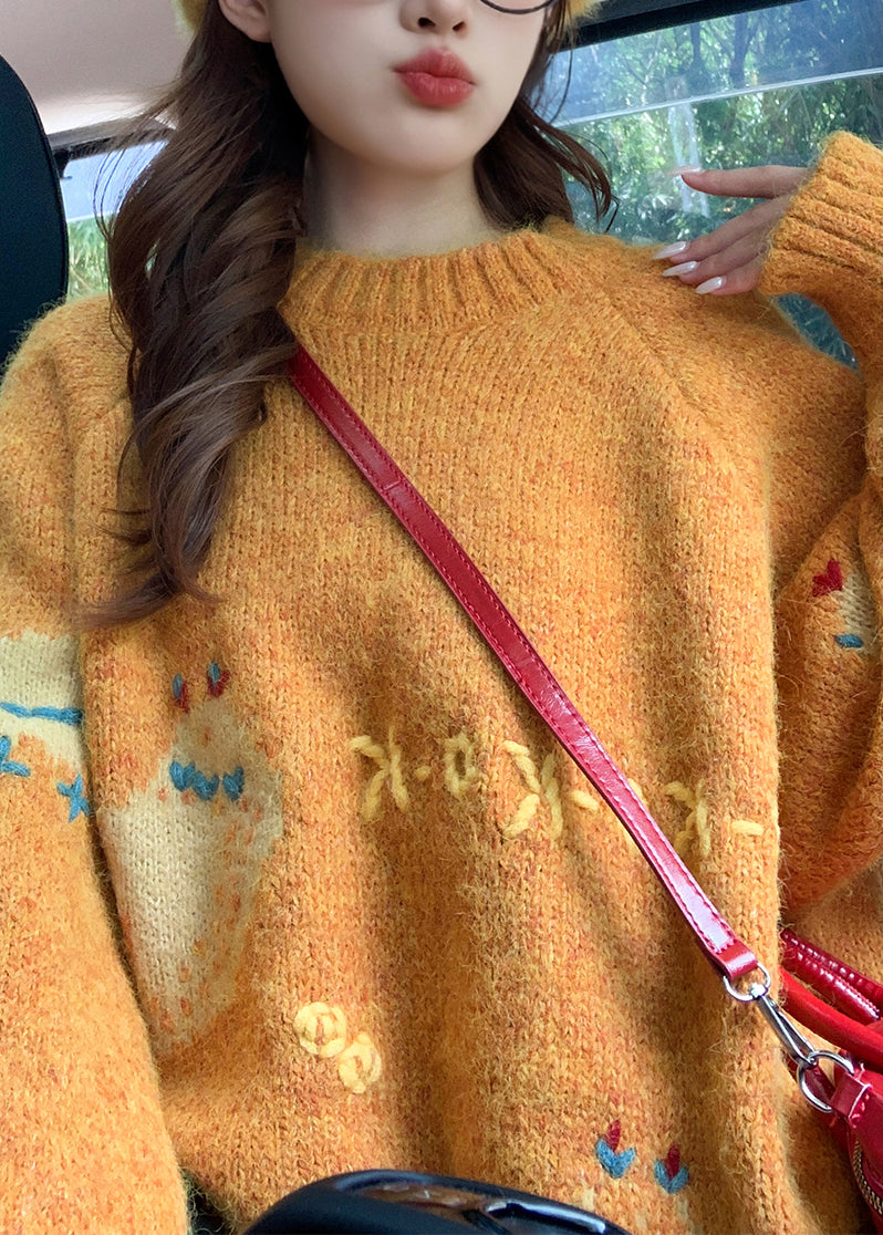 Classic Vintage Sweater with a Flattering Fit