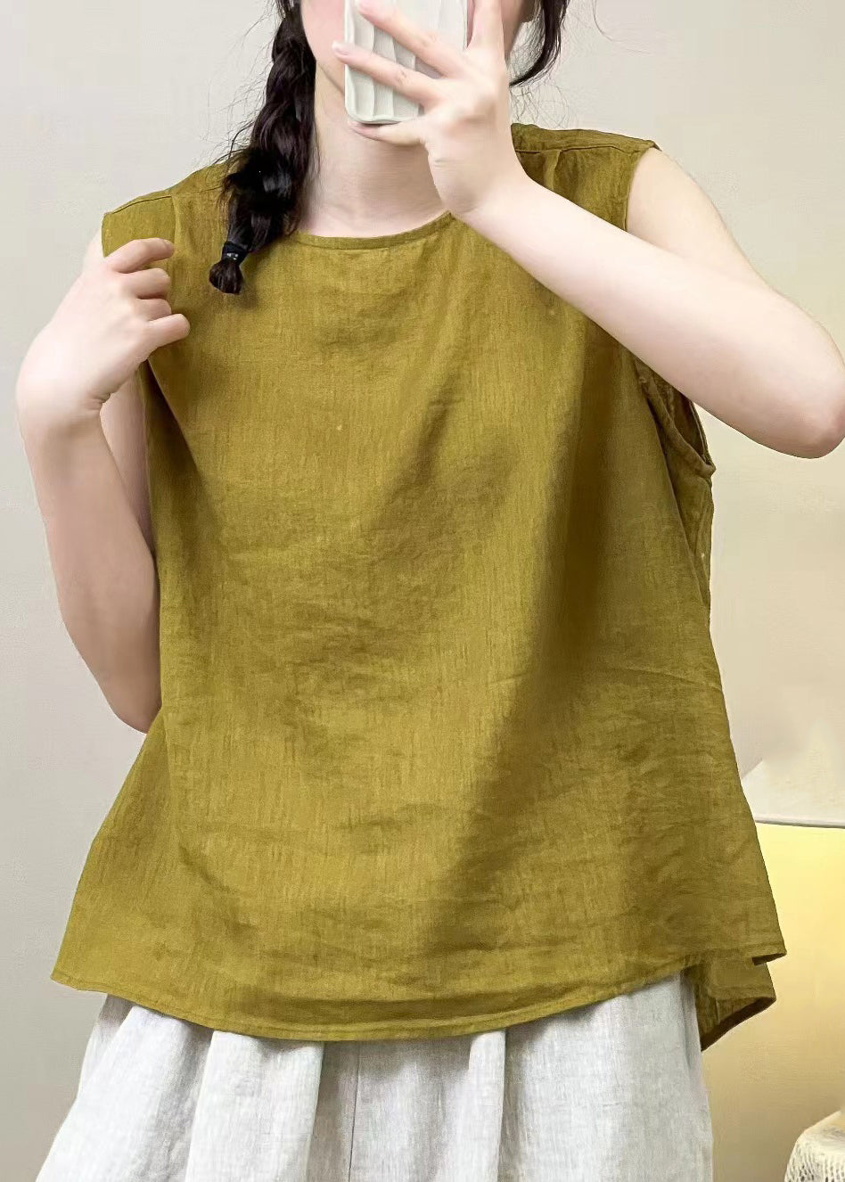 Sophisticated Blouse with a Clean Classic Look